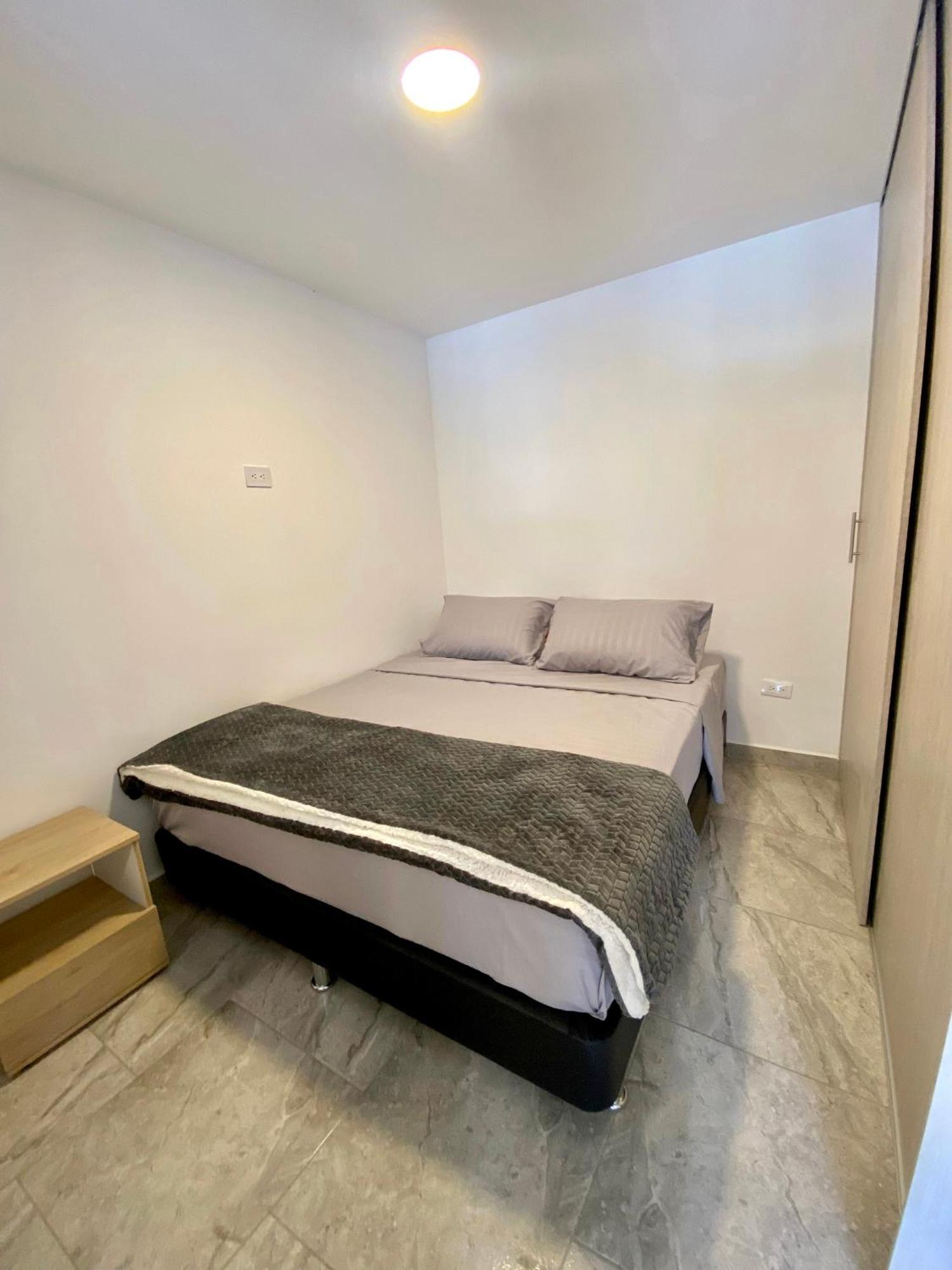 Apartamento Con Excelente Ubicacion En Энвигадо Экстерьер фото